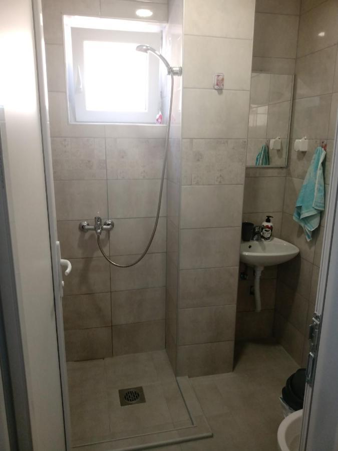 Apartments Vela - Pestani, Ohri Dış mekan fotoğraf