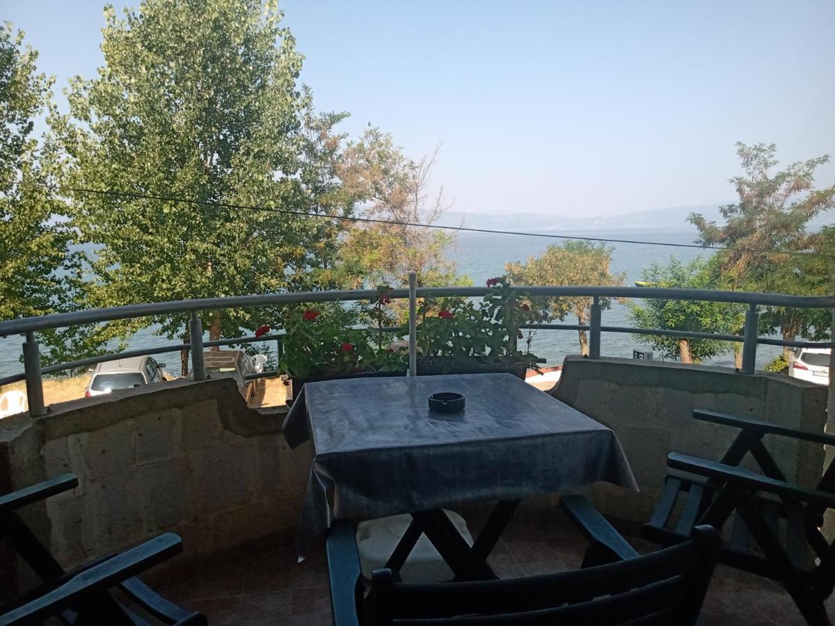 Apartments Vela - Pestani, Ohri Dış mekan fotoğraf